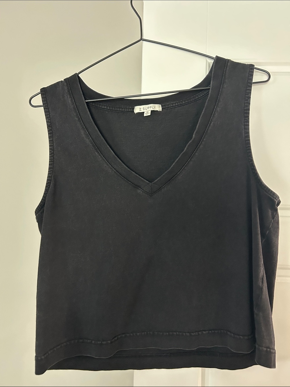 Z Supply Black V-Neck Cropped Tank